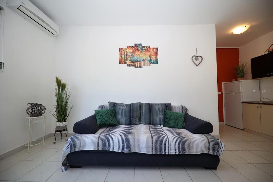 מורטר Apartments Kate מראה חיצוני תמונה
