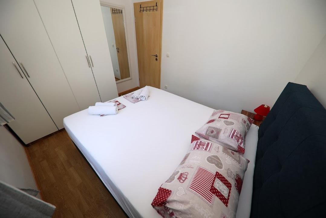 מורטר Apartments Kate מראה חיצוני תמונה