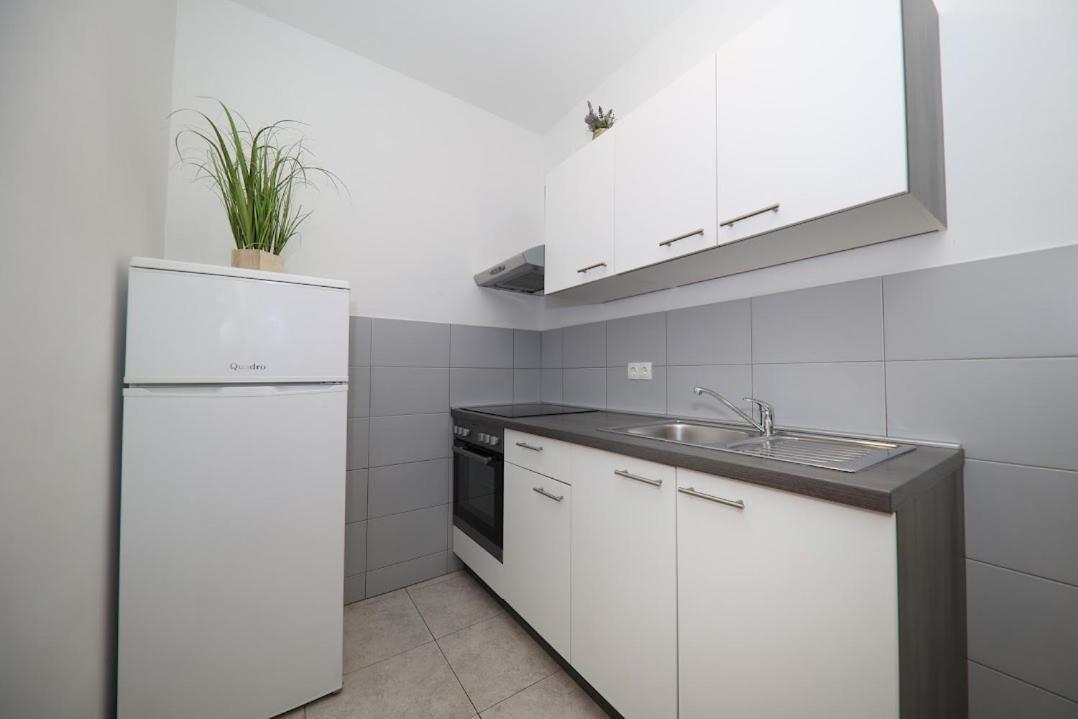 מורטר Apartments Kate מראה חיצוני תמונה